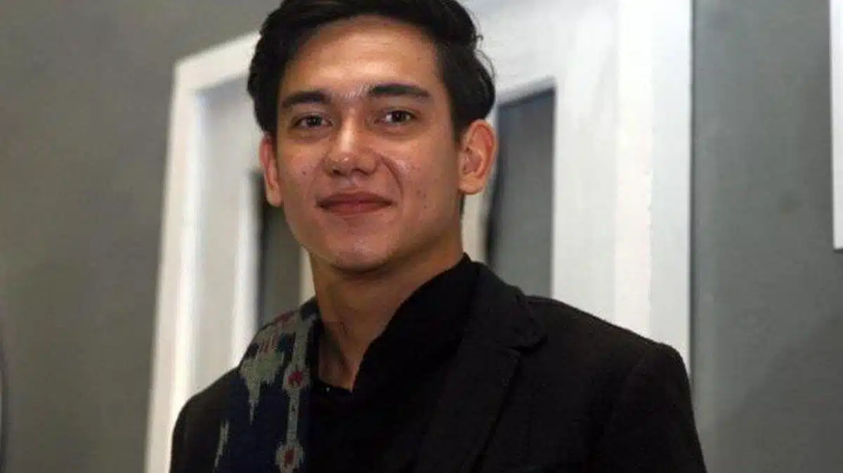 foto adipati dolken