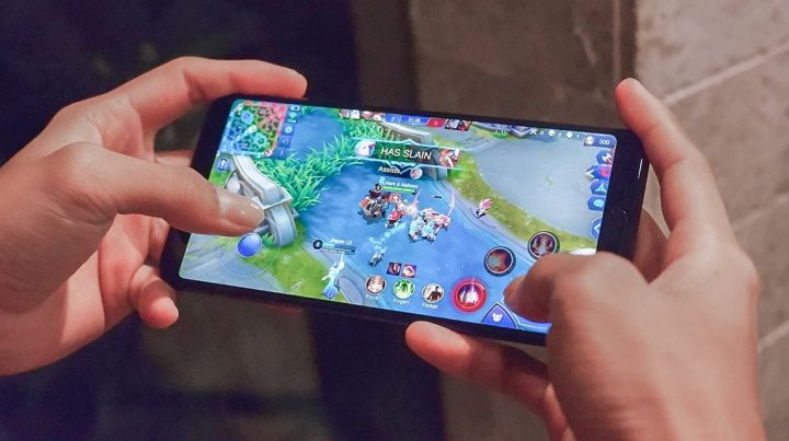 5 Best Small Gaming Phones in 2022