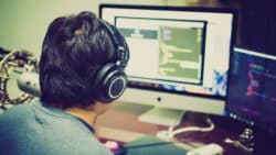 인도네시아의 8개의 전문 비디오 게임 아트 스쿨